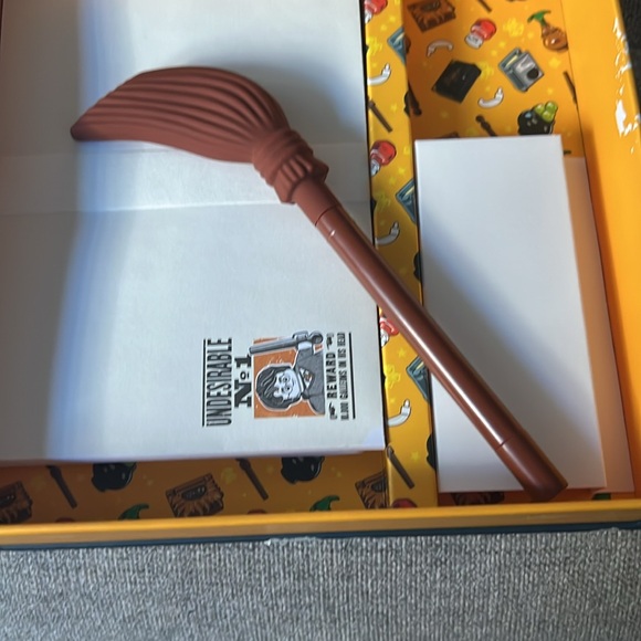 Harry Potter Puzzles and Gift Set - Picture 10 of 10